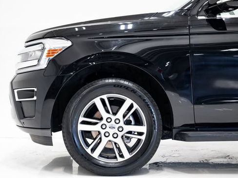 Used 2024 Ford Expedition Limited AWD/4WD image 33