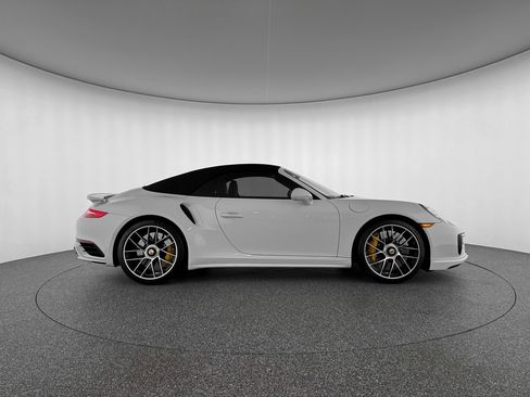 Used 2019 Porsche 911 Turbo S image 7