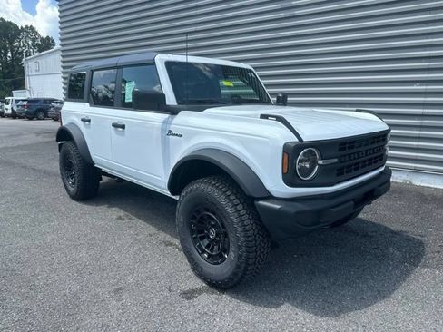 New 2026 Ford Bronco Big Bend AWD/4WD image 1
