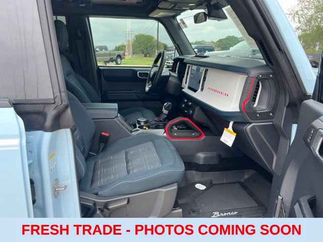 Used 2025 Ford Bronco Heritage Edition AWD/4WD image 32