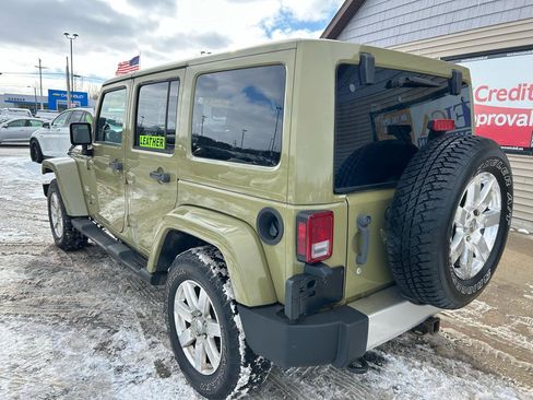 Used 2013 Jeep Wrangler Unlimited Sahara w/ Dual Top Group image 7