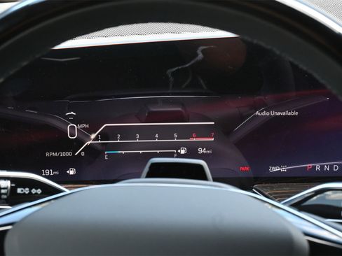 New 2025 Cadillac Escalade ESV Premium Luxury w/ LPO, Radiant Package image 11