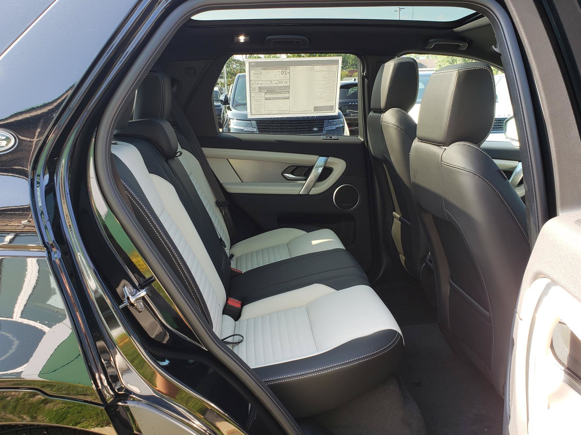 New 2026 Land Rover Discovery Sport Landmark AWD/4WD image 18