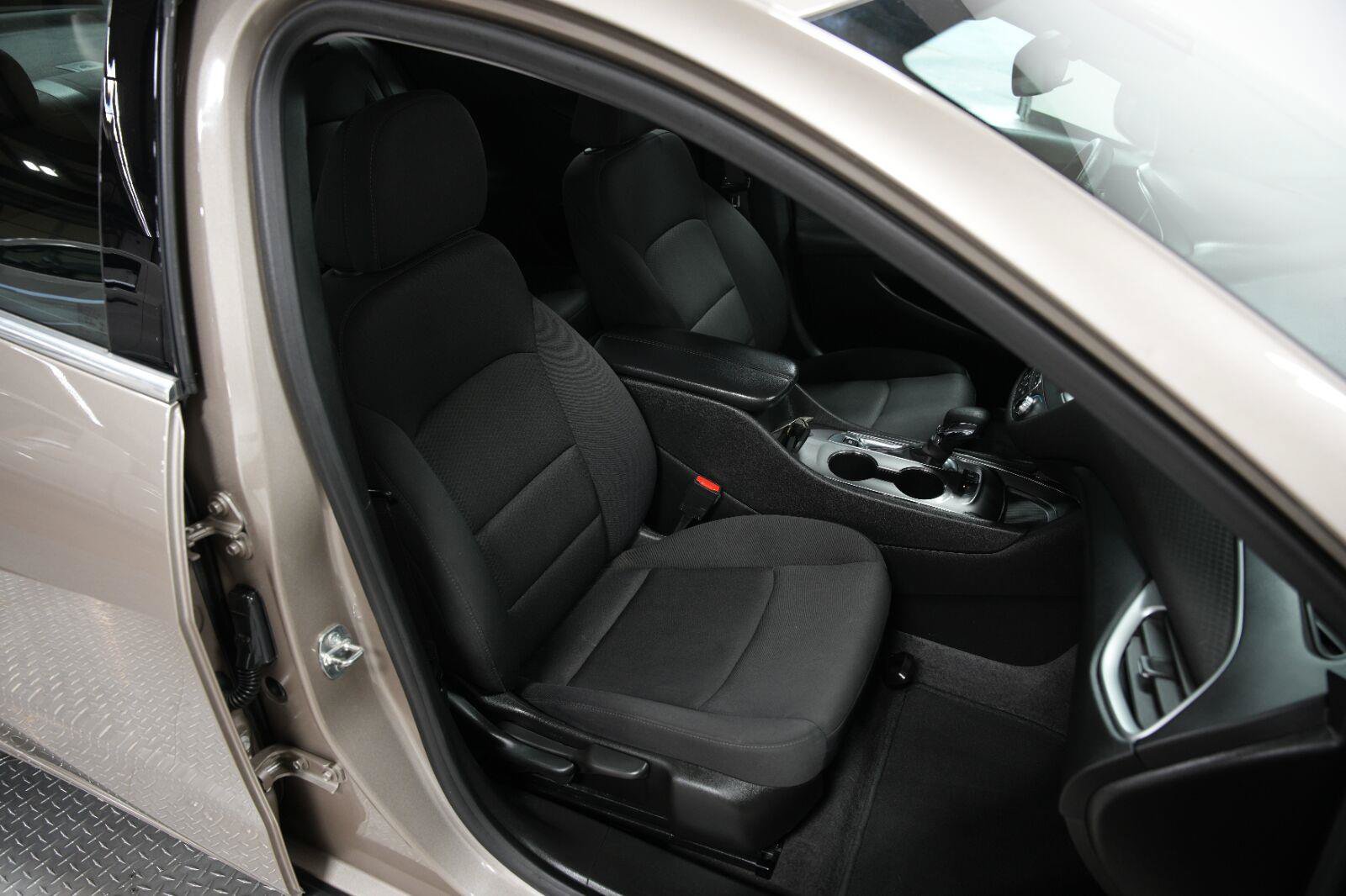 Certified 2024 Chevrolet Malibu LT FWD image 19