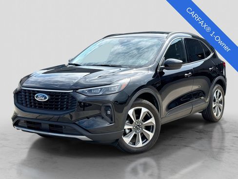 Used 2025 Ford Escape Platinum AWD/4WD image 1