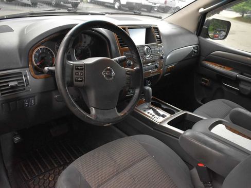 Used 2010 Nissan Armada SE AWD/4WD image 9