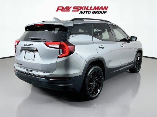 Used 2023 GMC Terrain SLE w/ Driver Convenience Package FWD image 7