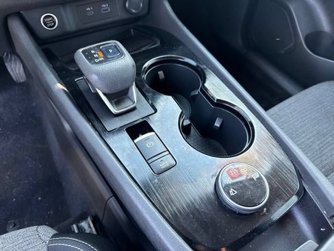 Used 2021 Nissan Rogue SV AWD/4WD image 7