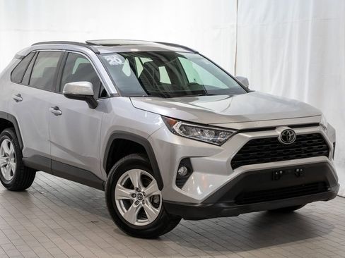 Used 2020 Toyota RAV4 XLE w/ Convenience Package image 1