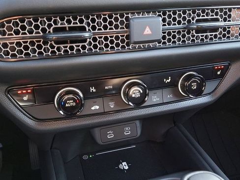 Certified 2026 Honda HR-V Sport image 15