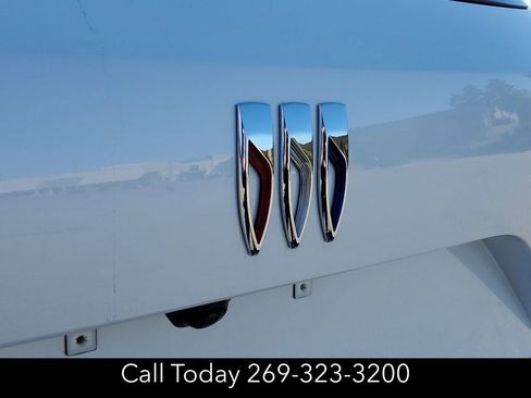 New 2025 Buick Envision Preferred image 34