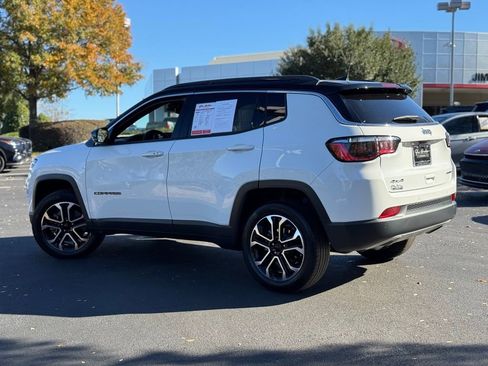 Used 2023 Jeep Compass Limited image 10