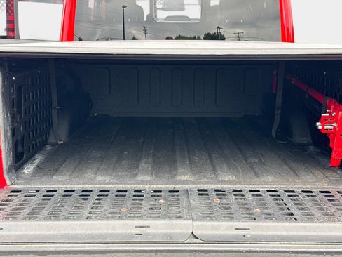 Certified 2021 Jeep Gladiator Rubicon AWD/4WD image 15