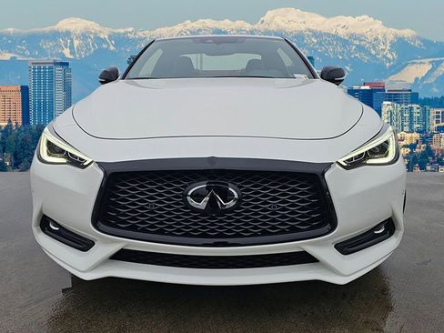 Certified 2022 INFINITI Q60 Red Sport 400 w/ Cargo Package image 2