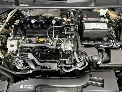 Used 2025 Toyota Corolla LE FWD image 32