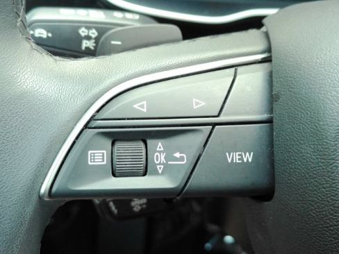 Used 2025 Audi Q3 2.0T Premium AWD/4WD image 37