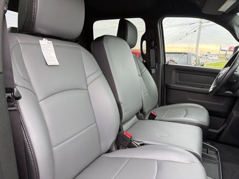 New 2026 RAM 2500 Tradesman AWD/4WD image 21