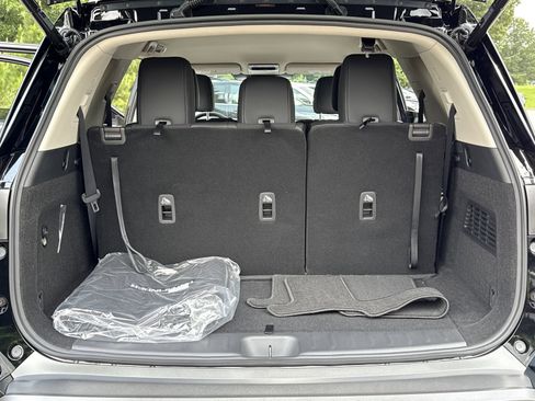New 2026 Nissan Pathfinder SL FWD image 20
