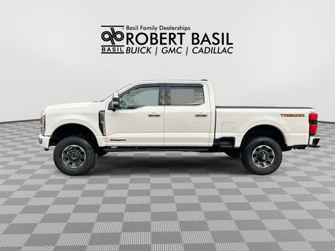 Used 2024 Ford F250 Platinum w/ Tremor Off-Road Package AWD/4WD image 5