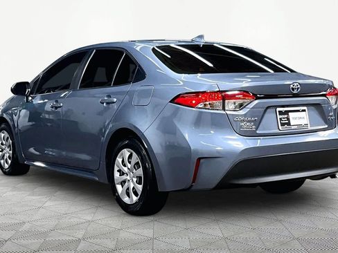 Used 2025 Toyota Corolla LE FWD image 12