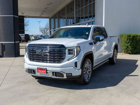 New 2026 GMC Sierra 1500 Denali Ultimate image 3