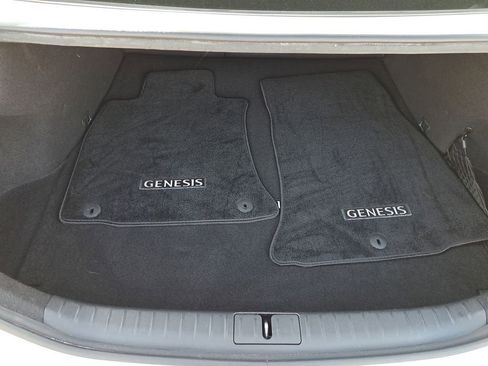 Used 2022 Genesis G70 3.3T image 13