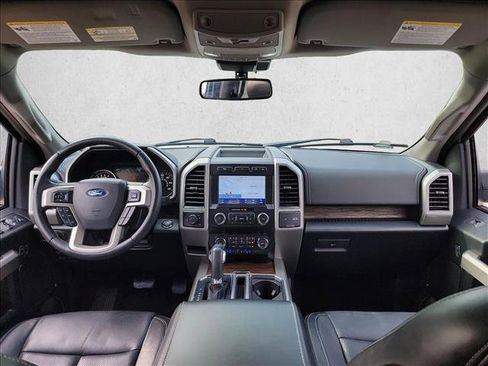 Used 2020 Ford F150 Lariat RWD image 19