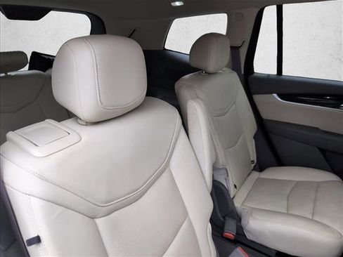 Used 2020 Cadillac XT6 Premium Luxury image 22