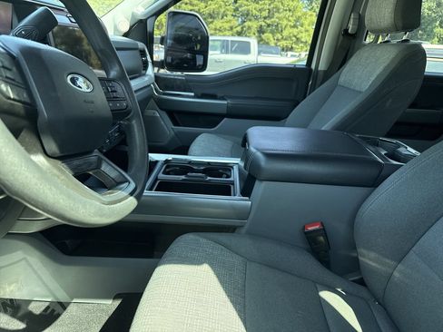 Used 2025 Ford F250 XLT w/ Black Appearance Package AWD/4WD image 13