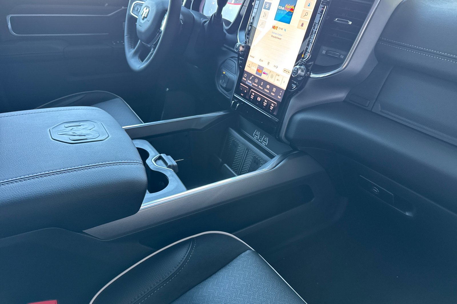 New 2026 RAM 3500 Laramie AWD/4WD image 14
