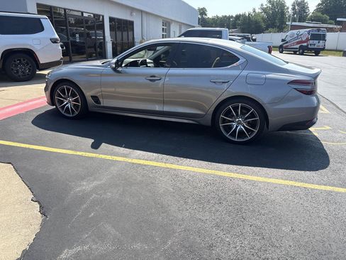 Used 2022 Genesis G70 2.0T w/ Prestige Package AWD/4WD image 8
