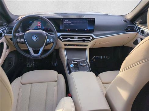 Used 2023 BMW i4 eDrive40 image 19