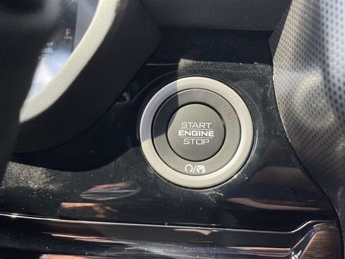 New 2025 RAM 2500 Limited AWD/4WD image 20