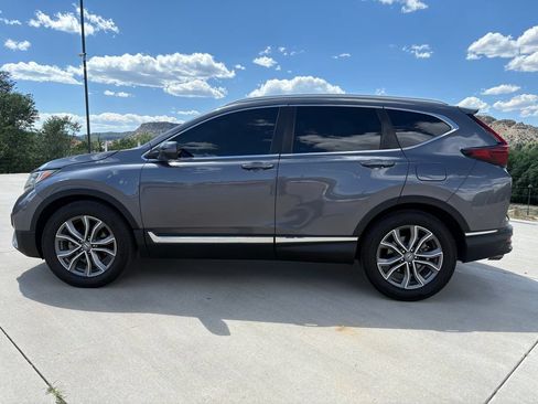 Used 2021 Honda CR-V Touring image 3