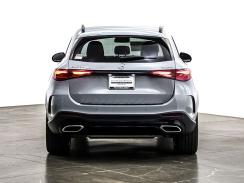 New 2025 Mercedes-Benz GLC 350e 4MATIC image 3