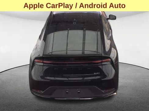 Used 2025 Toyota Prius LE image 7