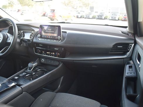Used 2023 Nissan Rogue SV FWD image 58