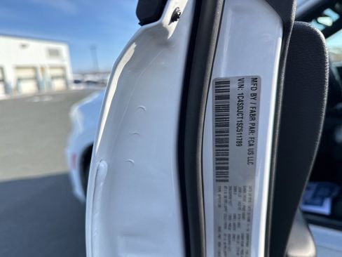 Used 2025 Dodge Durango R/T image 34