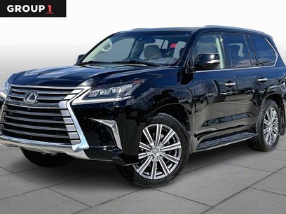 Used 2017 Lexus LX 570 4WD w/ Luxury Package
