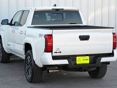 Used 2024 Toyota Tacoma TRD Sport w/ TRD Sport Premium Package image 52