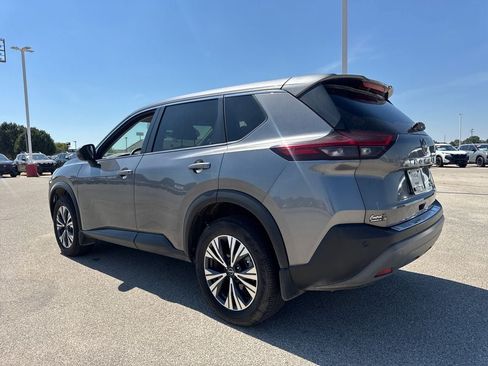 Used 2023 Nissan Rogue SV AWD/4WD image 4