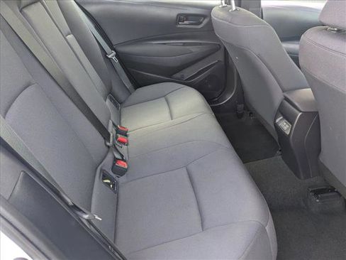 Used 2025 Toyota Corolla LE image 17