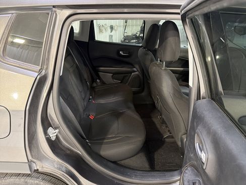 Used 2018 Jeep Compass Sport image 12