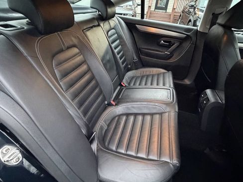 Used 2010 Volkswagen CC Luxury image 17