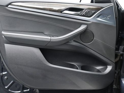 Used 2019 BMW X4 M40i w/ Premium Package image 9