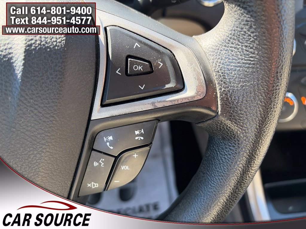 Used 2018 Ford Fusion SE FWD image 12