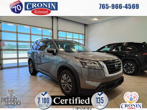 Used 2025 Nissan Pathfinder SV AWD/4WD image 1