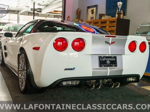 Used 2013 Chevrolet Corvette ZR1 w/ 3ZR Preferred Equipment Group image 56