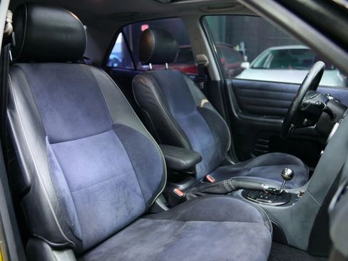 Used 2002 Lexus IS 300 image 26