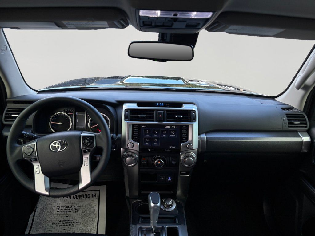 Used 2023 Toyota 4Runner TRD Sport w/ Technology Package AWD/4WD image 17